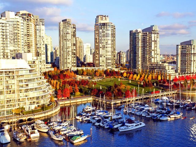 DU LỊCH ĐÔNG TÂY CANADA